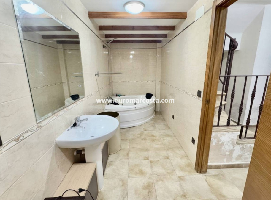 Objekte zum Wiederverkauf - Stadthaus - Guardamar del Segura - Urbanizaciones