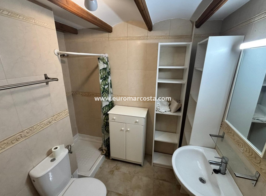 Objekte zum Wiederverkauf - Stadthaus - Guardamar del Segura - Urbanizaciones