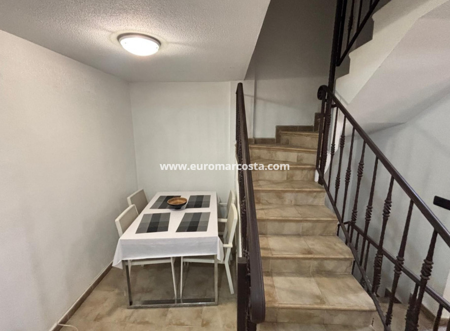 Objekte zum Wiederverkauf - Stadthaus - Guardamar del Segura - Urbanizaciones