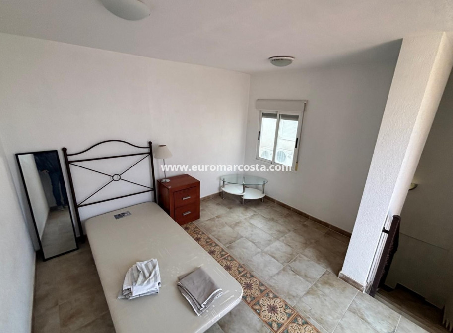 Objekte zum Wiederverkauf - Stadthaus - Guardamar del Segura - Urbanizaciones