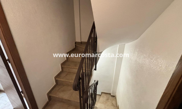 Objekte zum Wiederverkauf - Stadthaus - Guardamar del Segura - Urbanizaciones