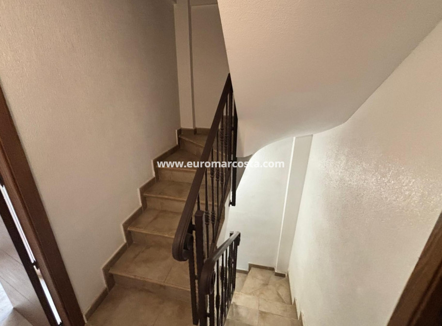 Objekte zum Wiederverkauf - Stadthaus - Guardamar del Segura - Urbanizaciones