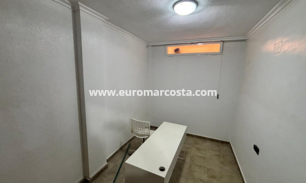 Objekte zum Wiederverkauf - Stadthaus - Guardamar del Segura - Urbanizaciones