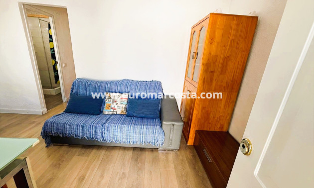 Objekte zum Wiederverkauf - Stadthaus - Torrevieja - TORREVIEJA