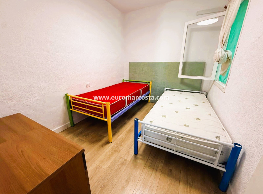 Objekte zum Wiederverkauf - Stadthaus - Torrevieja - TORREVIEJA