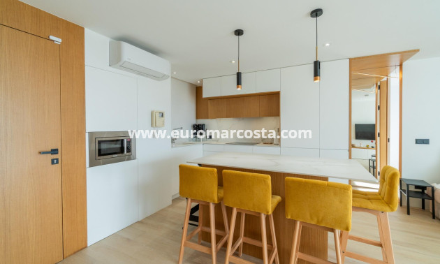 Objekte zum Wiederverkauf - Wohnung - Guardamar del Segura - Puerto Deportivo