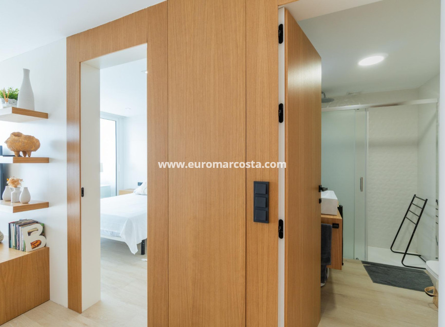 Objekte zum Wiederverkauf - Wohnung - Guardamar del Segura - Puerto Deportivo