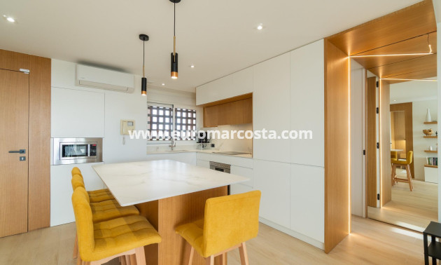 Objekte zum Wiederverkauf - Wohnung - Guardamar del Segura - Puerto Deportivo