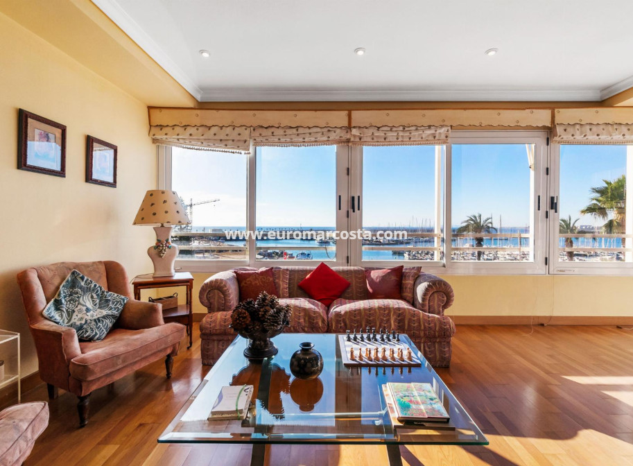 Sale - Apartment / flat - Torrevieja - TORREVIEJA