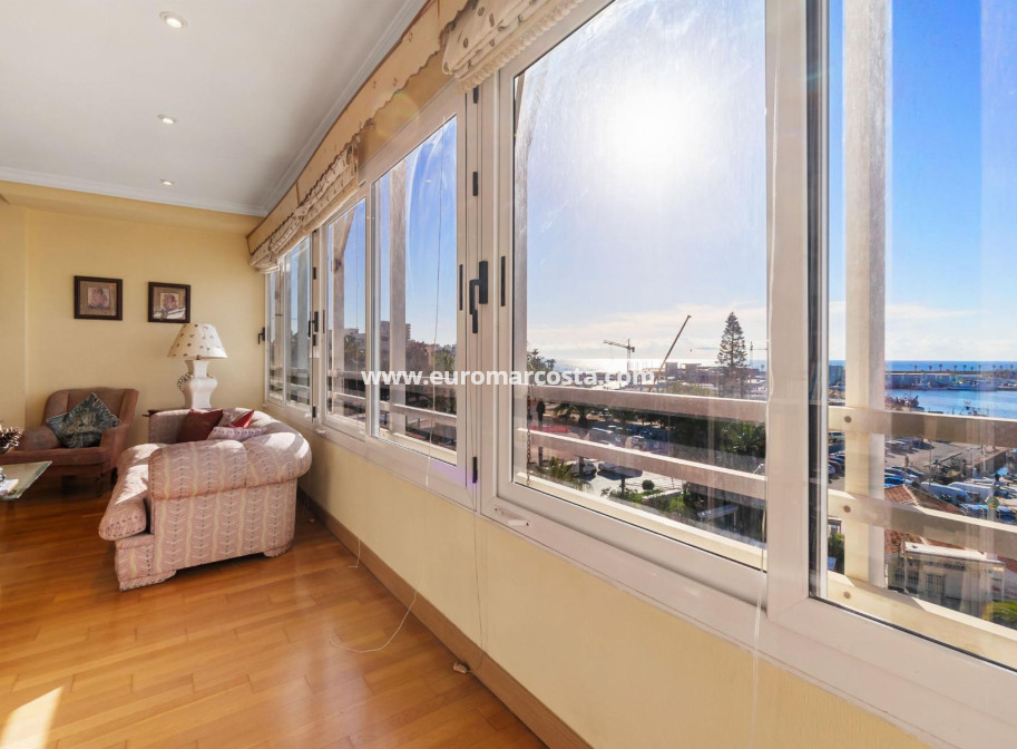 Sale - Apartment / flat - Torrevieja - TORREVIEJA