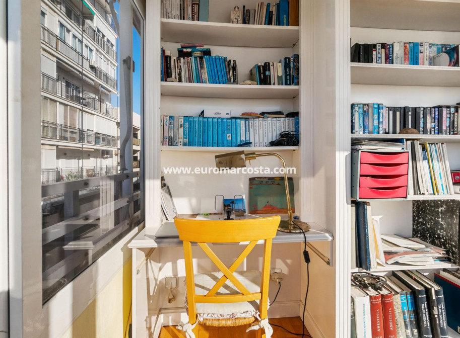 Sale - Apartment / flat - Torrevieja - TORREVIEJA