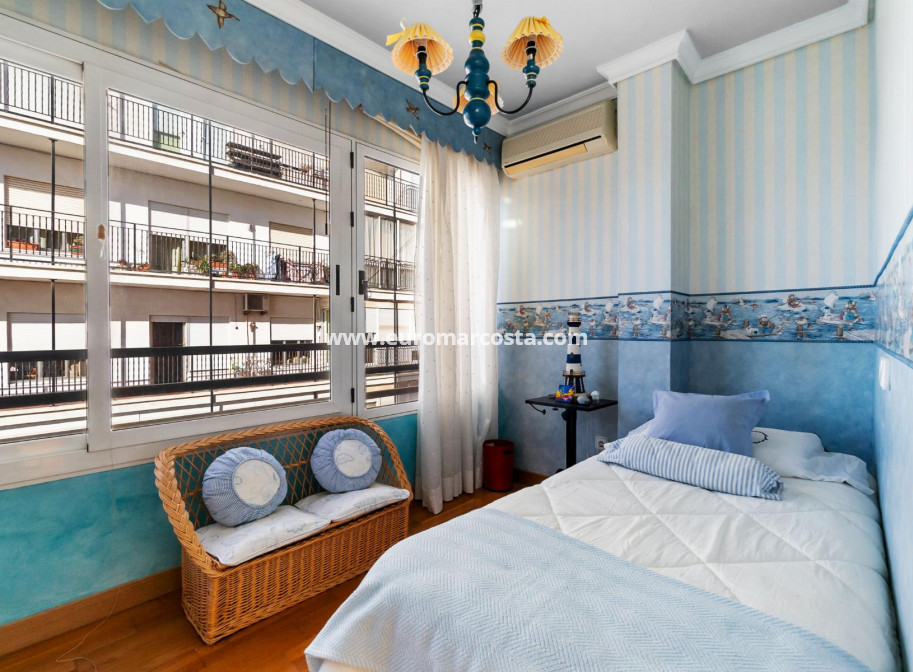 Sale - Apartment / flat - Torrevieja - TORREVIEJA