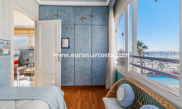 Sale - Apartment / flat - Torrevieja - TORREVIEJA