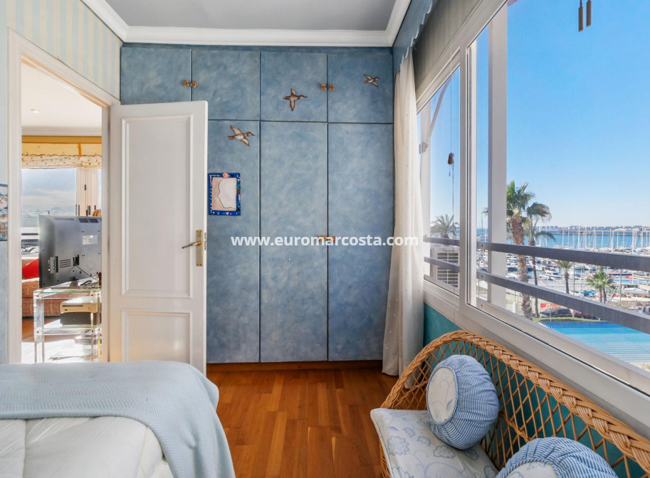 Sale - Apartment / flat - Torrevieja - TORREVIEJA