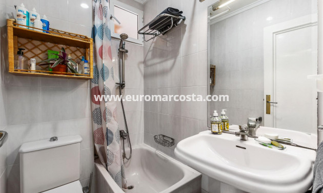 Sale - Apartment / flat - Torrevieja - TORREVIEJA