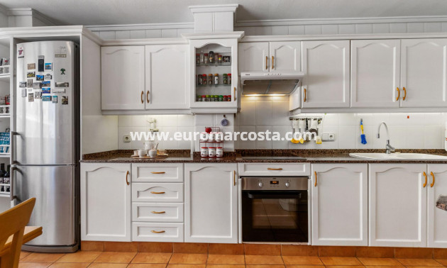 Sale - Apartment / flat - Torrevieja - TORREVIEJA