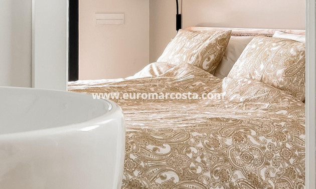 Sale - Apartment / flat - Orihuela Costa