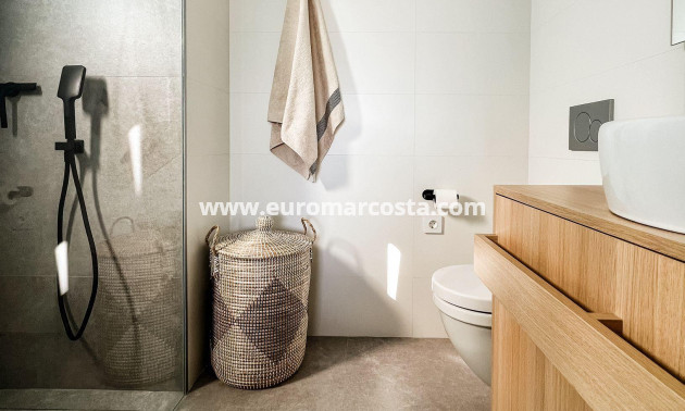 Sale - Apartment / flat - Orihuela Costa