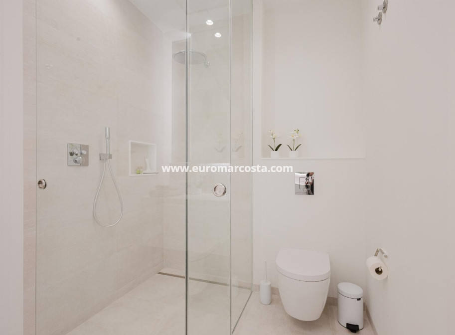 Venta - Villa - Orihuela Costa