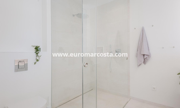 Venta - Villa - Orihuela Costa