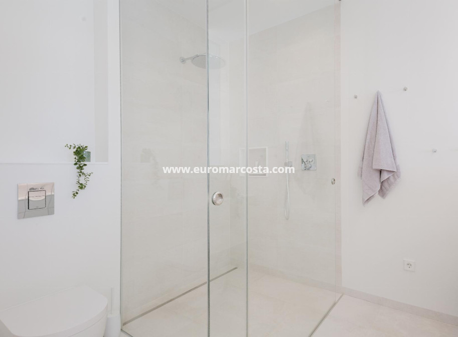 Venta - Villa - Orihuela Costa