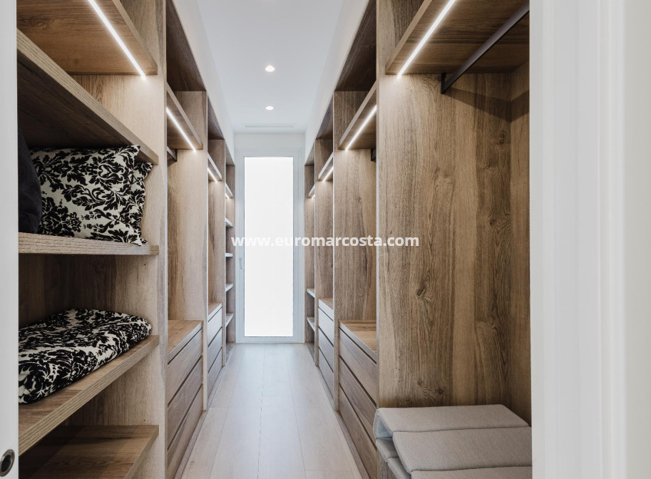 Venta - Villa - Orihuela Costa