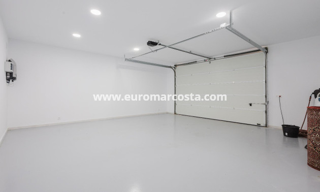 Venta - Villa - Orihuela Costa