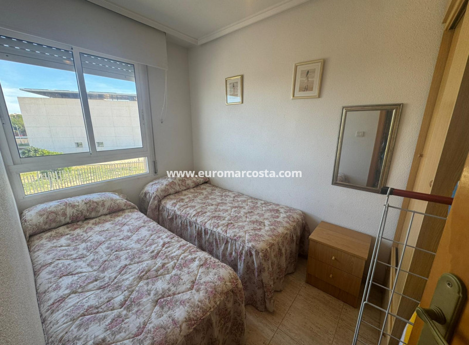 Sale - Apartment / flat - Torrevieja - TORREVIEJA