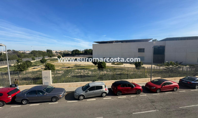 Sale - Apartment / flat - Torrevieja - TORREVIEJA