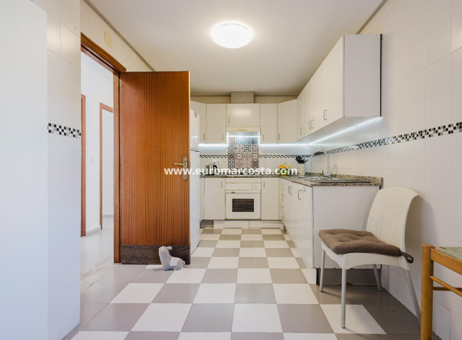 Sale - Apartment / flat - San Miguel de Salinas