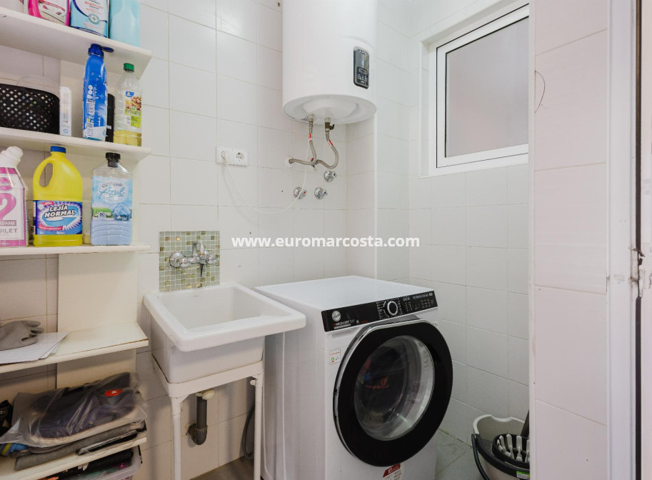 Sale - Apartment / flat - San Miguel de Salinas