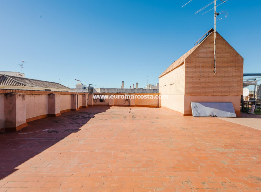 Sale - Apartment / flat - San Miguel de Salinas
