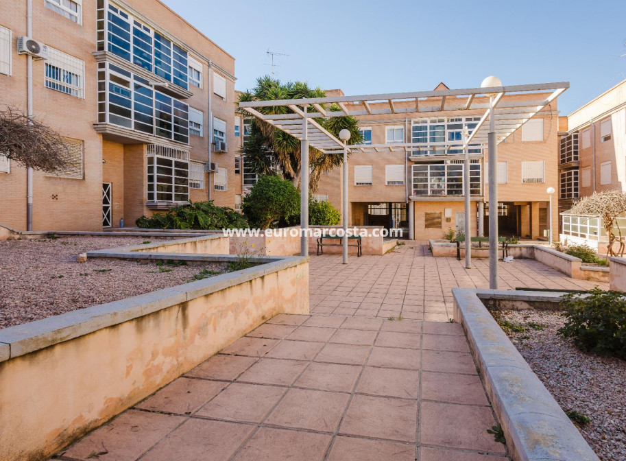 Sale - Apartment / flat - San Miguel de Salinas