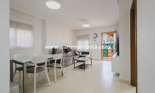 Objekte zum Wiederverkauf - Haus - Torrevieja - TORREVIEJA