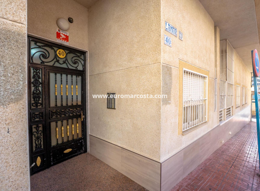 Sale - Penthouse - Torrevieja - TORREVIEJA