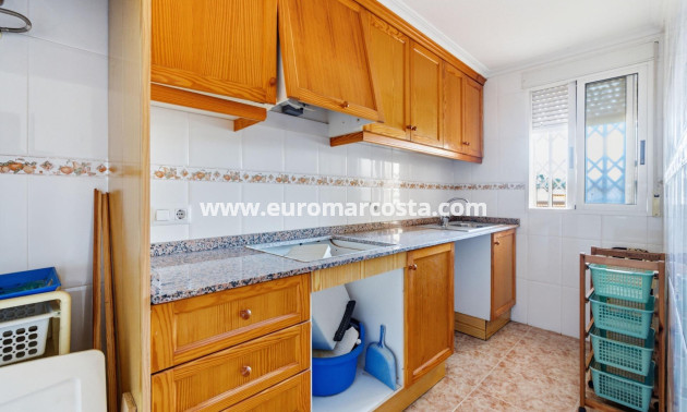 Sale - Apartment / flat - Torrevieja - TORREVIEJA