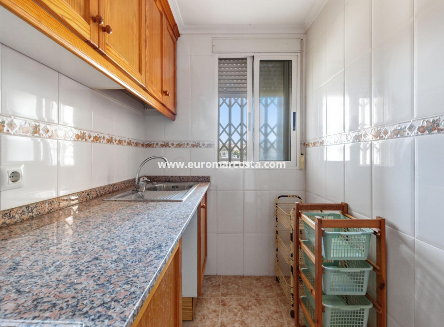 Sale - Apartment / flat - Torrevieja - TORREVIEJA