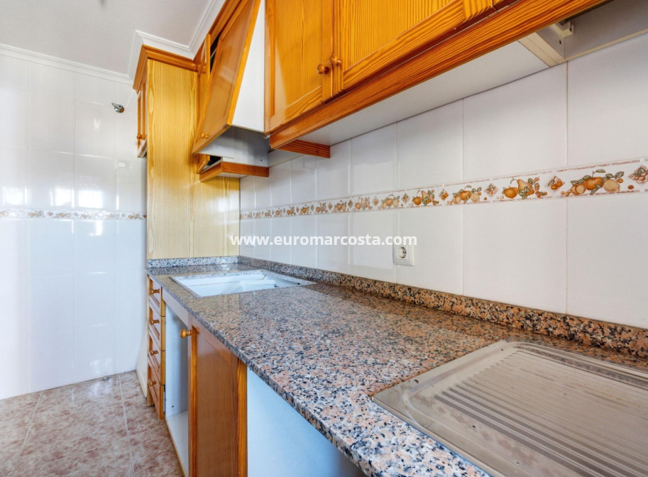 Sale - Apartment / flat - Torrevieja - TORREVIEJA