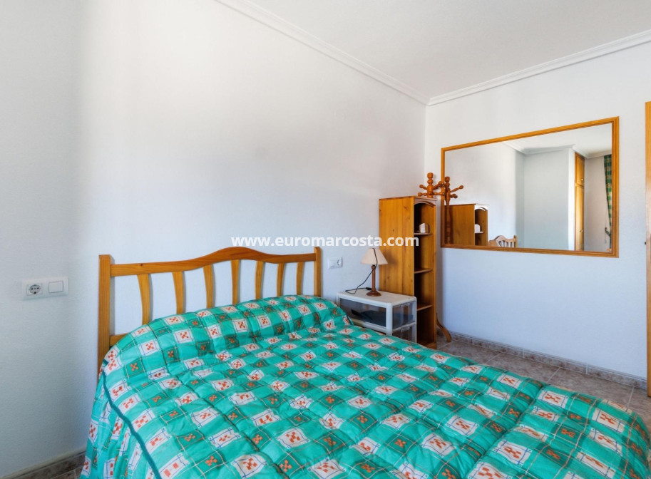 Sale - Apartment / flat - Torrevieja - TORREVIEJA