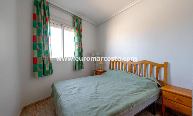 Sale - Apartment / flat - Torrevieja - TORREVIEJA