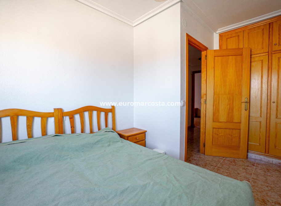 Sale - Apartment / flat - Torrevieja - TORREVIEJA