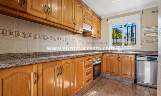 Venta - Villa - Orihuela Costa - Castillo de Don Juan