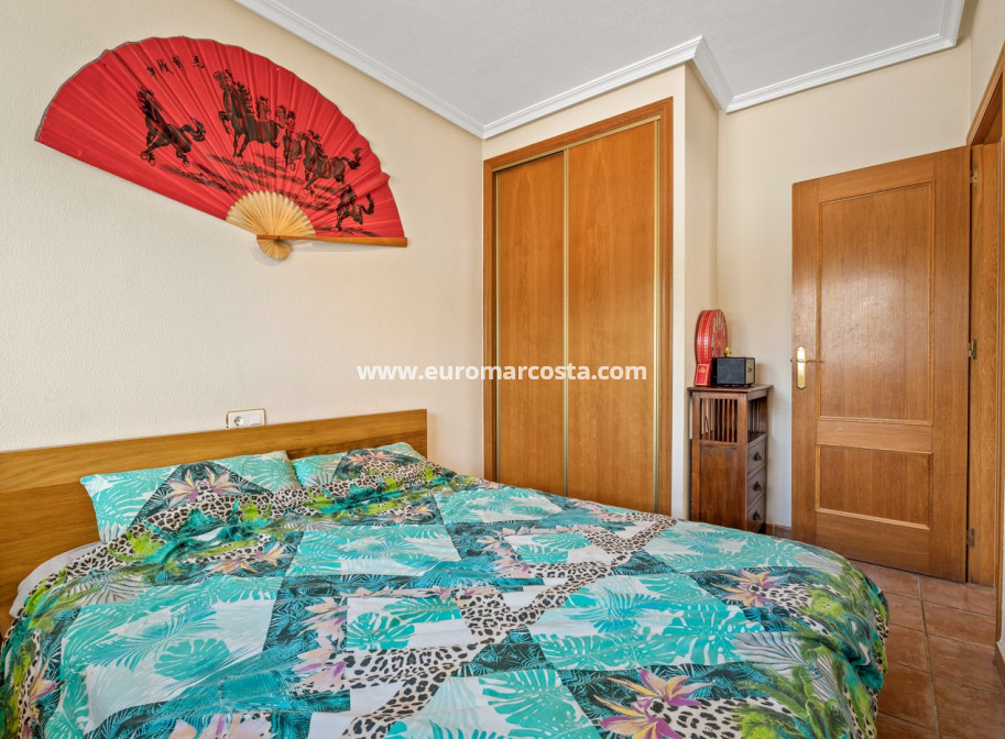 Venta - Villa - Orihuela Costa - Castillo de Don Juan