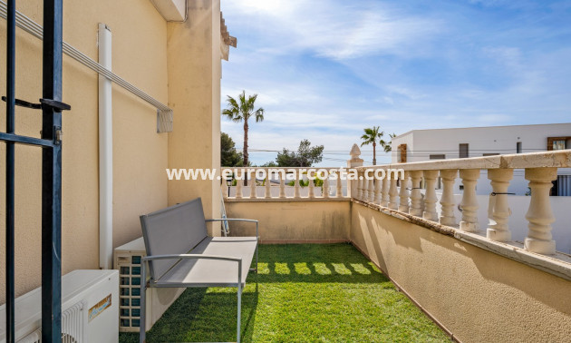 Venta - Villa - Orihuela Costa - Castillo de Don Juan