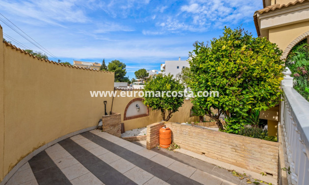 Venta - Villa - Orihuela Costa - Castillo de Don Juan