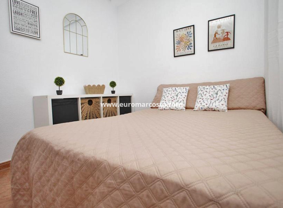 Objekte zum Wiederverkauf - Wohnung - Torrevieja - TORREVIEJA