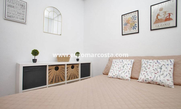 Objekte zum Wiederverkauf - Wohnung - Torrevieja - TORREVIEJA
