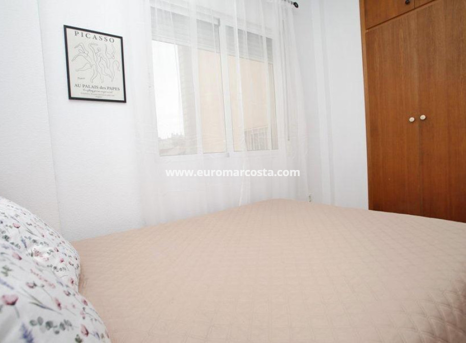 Objekte zum Wiederverkauf - Wohnung - Torrevieja - TORREVIEJA