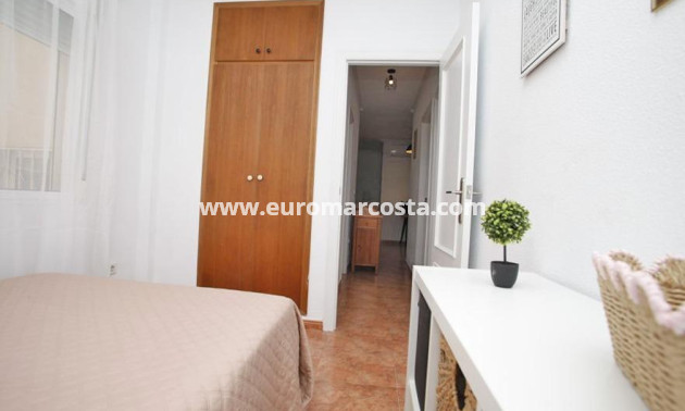 Objekte zum Wiederverkauf - Wohnung - Torrevieja - TORREVIEJA