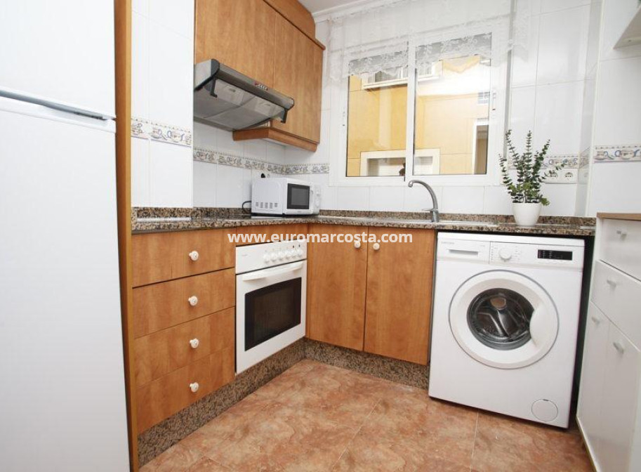 Objekte zum Wiederverkauf - Wohnung - Torrevieja - TORREVIEJA